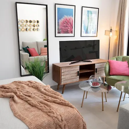 Waves Centro Apartment *